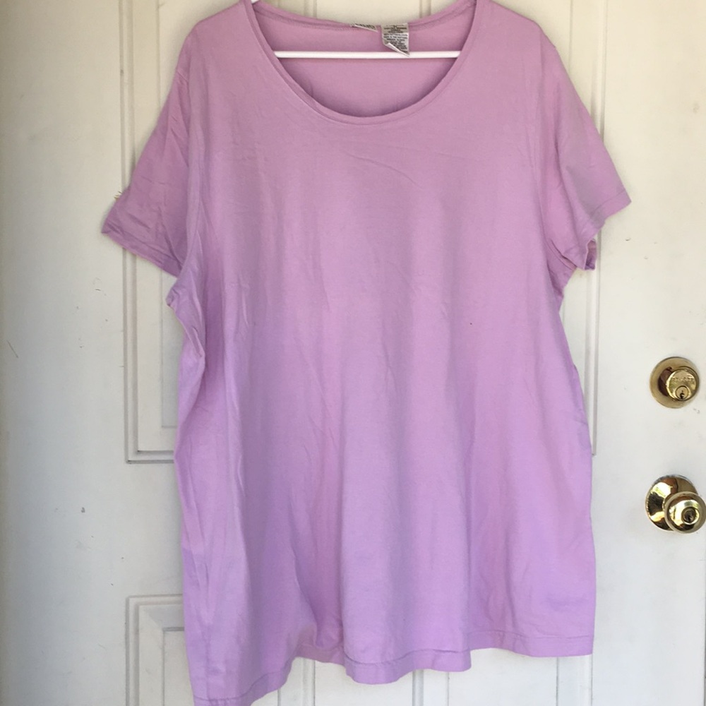 MATERNITY plus size tee.